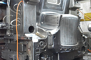 气体辅助成型生产线—模具